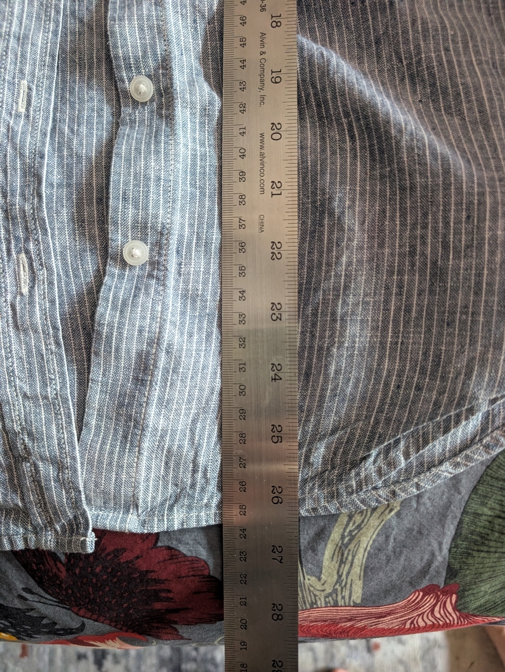 Everlane Woman's Linen Button Down Shirt - Picture 7 of 10